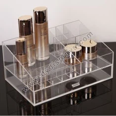 Акриловый макияж